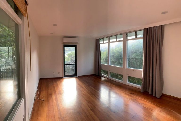 Photo of property in 45a Randwick Road, Northland, Wellington, 6012