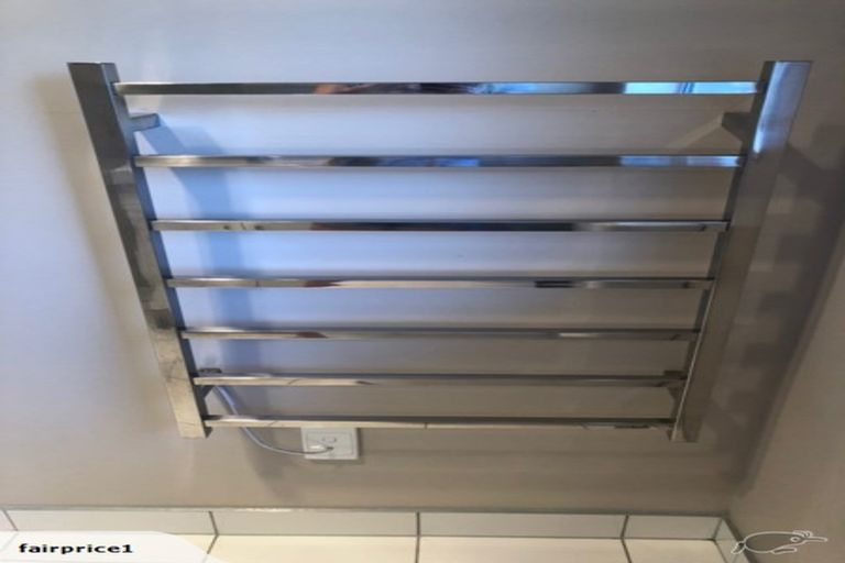 Photo of property in 1a Islay Place, Woolston, Christchurch, 8062