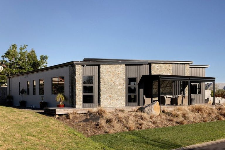 Photo of property in 18 Serenity Drive, Omokoroa, 3114