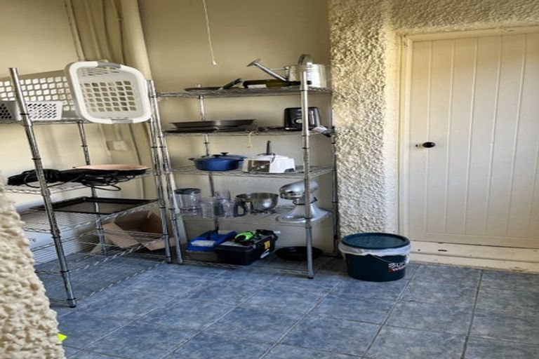 Photo of property in 1/184 The Parade, Island Bay, Wellington, 6023