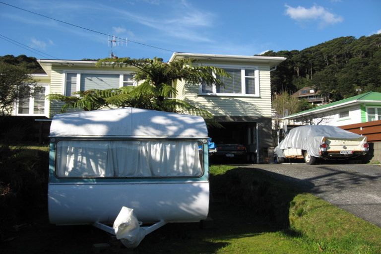 Photo of property in 26 Bull Avenue, Wainuiomata, Lower Hutt, 5014
