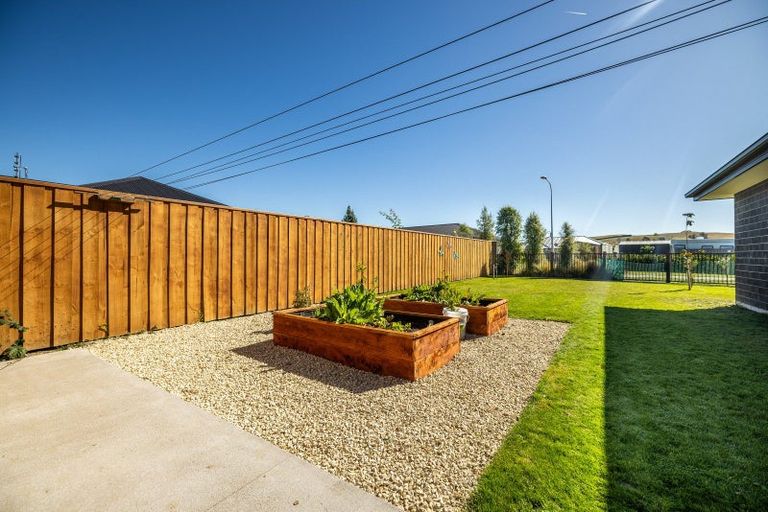 Photo of property in 9 Greenwood Place, Amberley, 7410