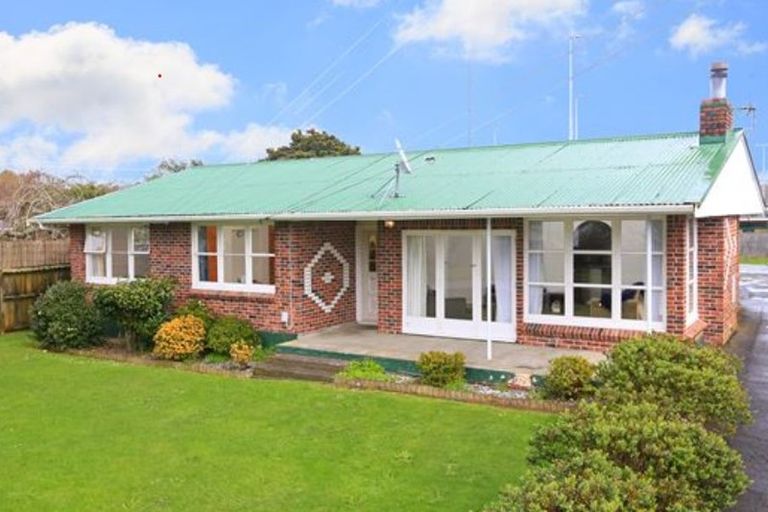 Photo of property in 17 Arney Road, Ranui, Auckland, 0612