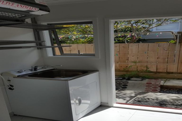 Photo of property in 2/86 Jutland Road, Hauraki, Auckland, 0622