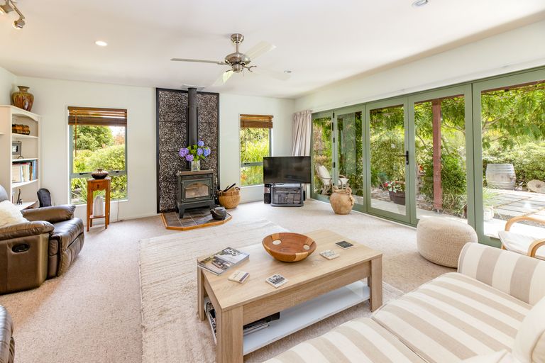 Photo of property in 118 Riverlea Estate Drive, Kainga, Christchurch, 8083