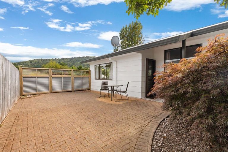 Photo of property in 25 Blomfield Street, Pukehangi, Rotorua, 3015