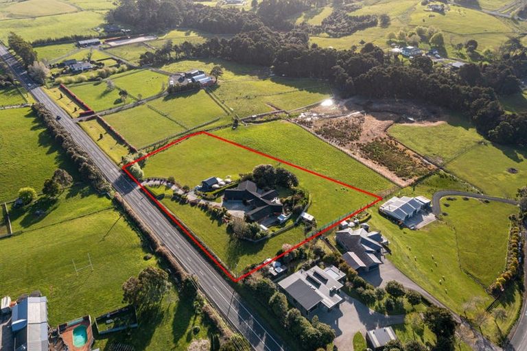Photo of property in 361 Waitoki Road, Waitoki, Kaukapakapa, 0871