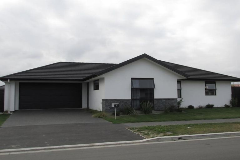Photo of property in 20 Packard Crescent, Halswell, Christchurch, 8025
