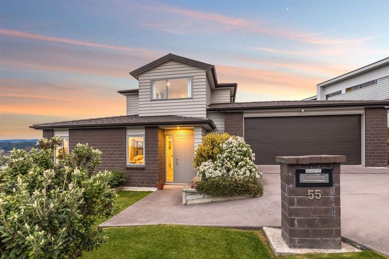 Photo of property in 55 Endeavour Drive, Whitby, Porirua, 5024