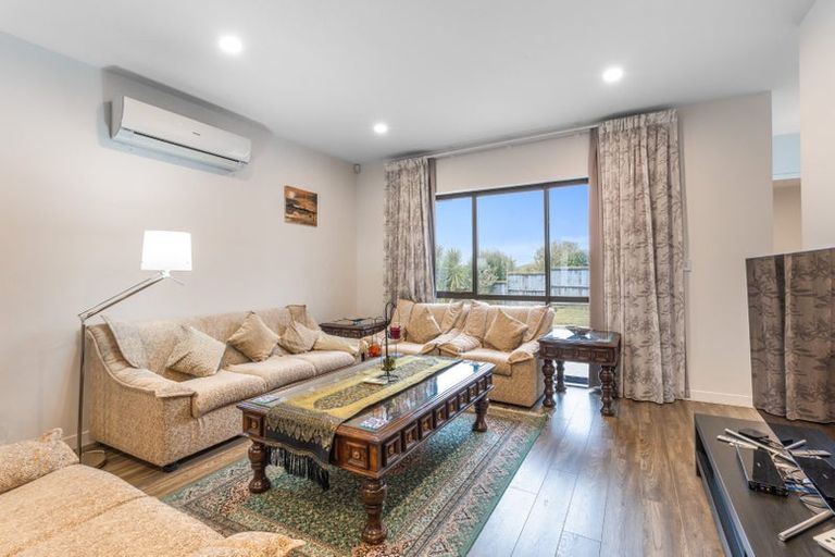 Photo of property in 5 Ara Kakara Avenue, Huapai, Kumeu, 0810