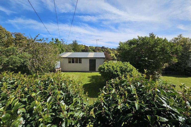 Photo of property in 9 Wratten Road, Owaka, 9585