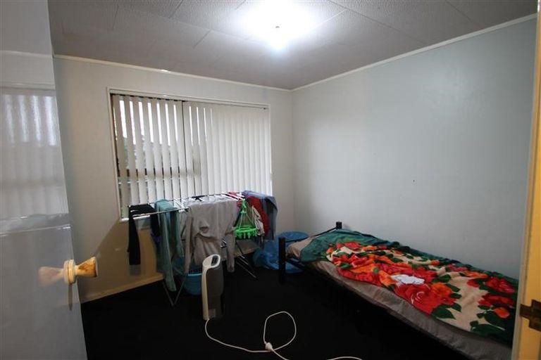 Photo of property in 106 Moire Road, West Harbour, Auckland, 0618