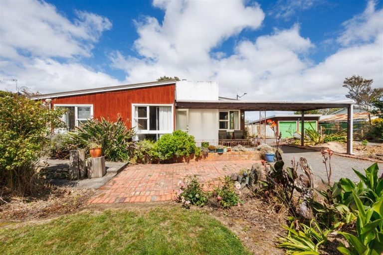 Photo of property in 37 Follett Street, Marton, 4710