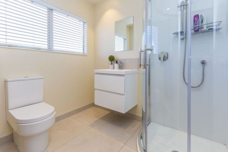 Photo of property in 25 Sunny Crescent, Huapai, Kumeu, 0810