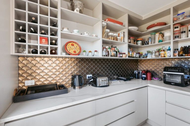 Photo of property in 18 Serenity Drive, Omokoroa, 3114