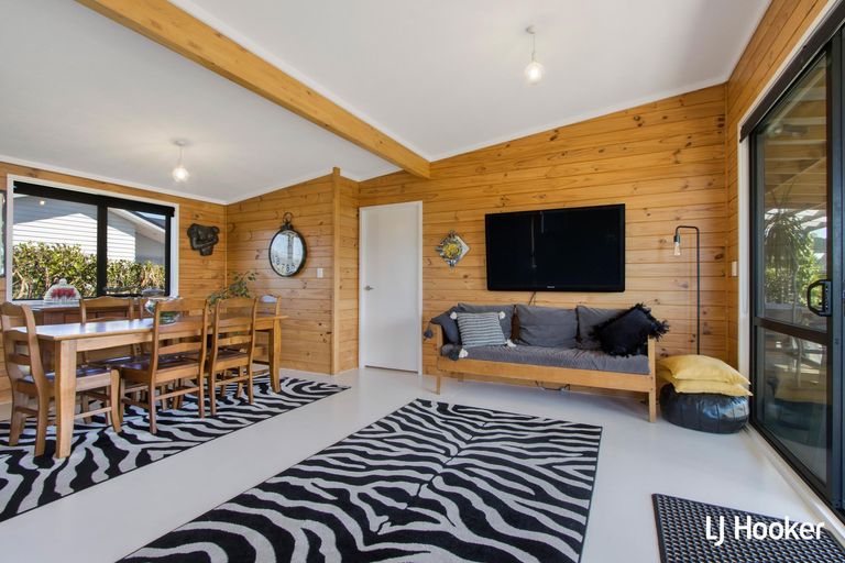 Photo of property in 27 Ocean Breeze Drive, Waihi Beach, 3611
