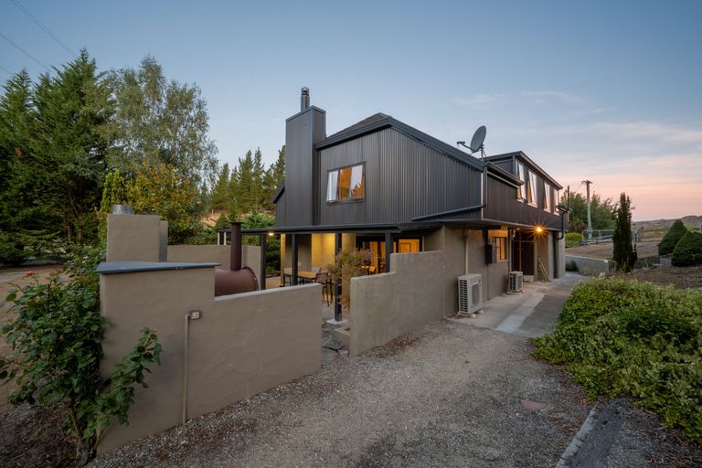 Photo of property in 97 Letts Gully Road, Letts Gully, Alexandra, 9393