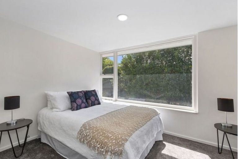 Photo of property in 38 Pinehurst Crescent, Russley, Christchurch, 8042