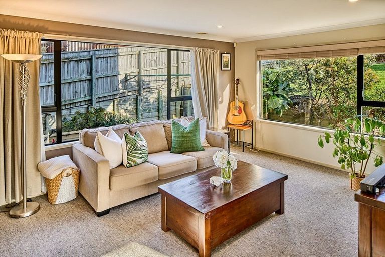 Photo of property in 9 Milford Street, Aotea, Porirua, 5024