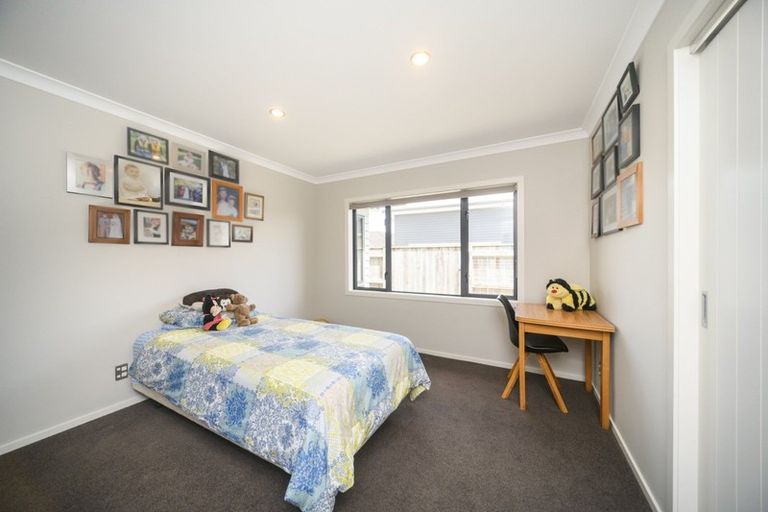 Photo of property in 48 Rosalie Terrace, Kelvin Grove, Palmerston North, 4414