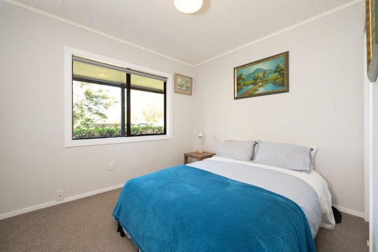 Photo of property in 9 Redwood Place, Te Awanga, 4102