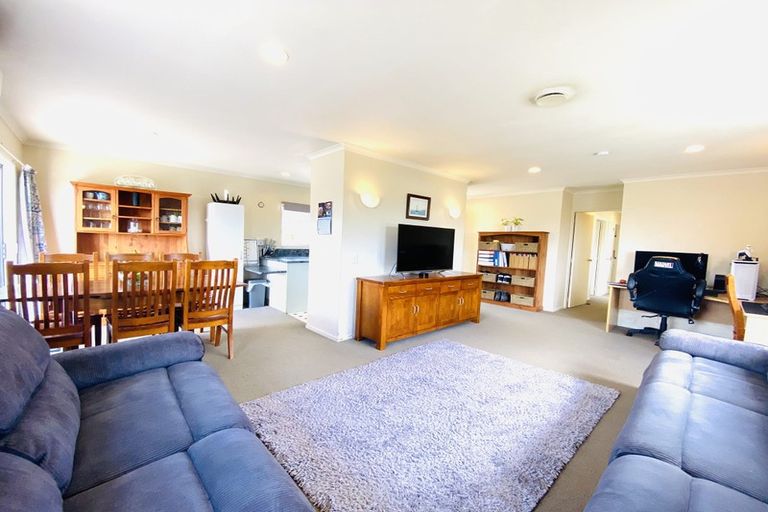 Photo of property in 73b Henderson Crescent, Parkvale, Tauranga, 3112