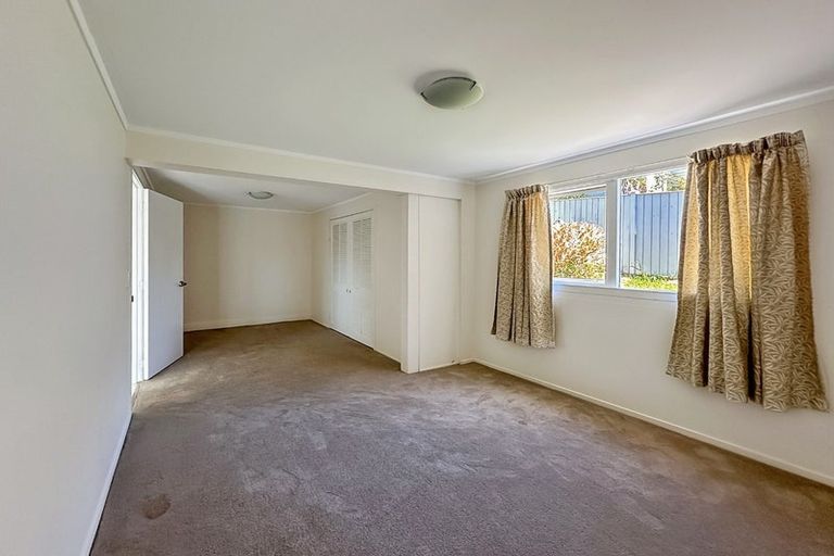Photo of property in 58 Knightsbridge Drive, Forrest Hill, Auckland, 0620