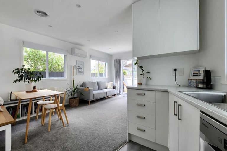 Photo of property in 59c Larsen Crescent, Tawa, Wellington, 5028