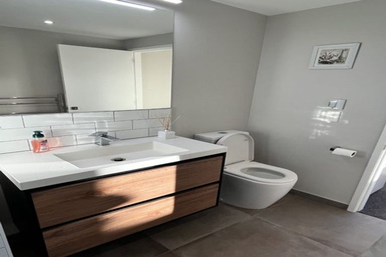 Photo of property in 77 Orangi Kaupapa Road, Northland, Wellington, 6012