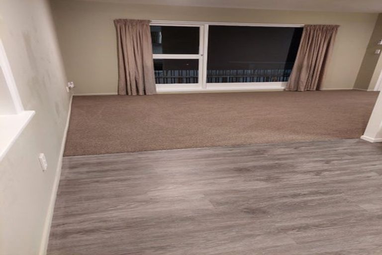 Photo of property in 14 Shackleton Grove, Stokes Valley, Lower Hutt, 5019