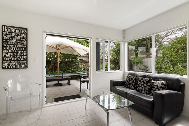 Photo of property in 8a Purchas Road, Hauraki, Auckland, 0622