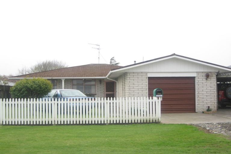 Photo of property in 70 Parris Street, Waitara, 4320