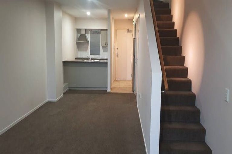 Photo of property in 4/47 Haven Drive, East Tamaki, Auckland, 2013