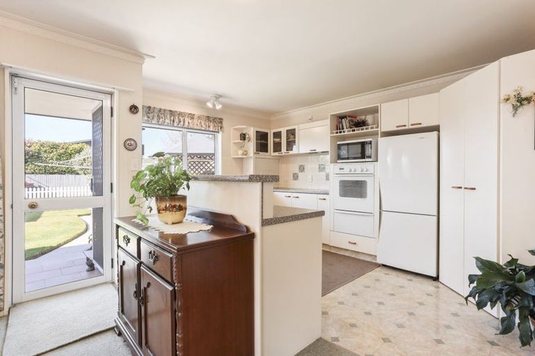 Photo of property in 4 Keldon Avenue, Rangiora, 7400
