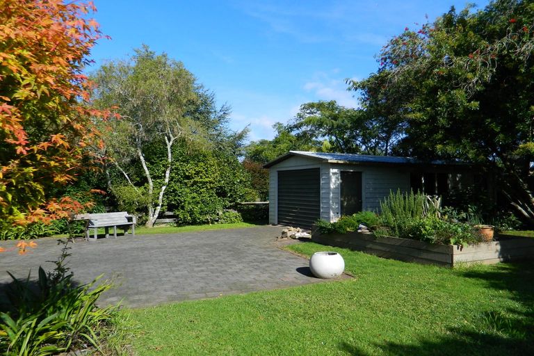 Photo of property in 8 Oripiro Road, Kerikeri, 0230