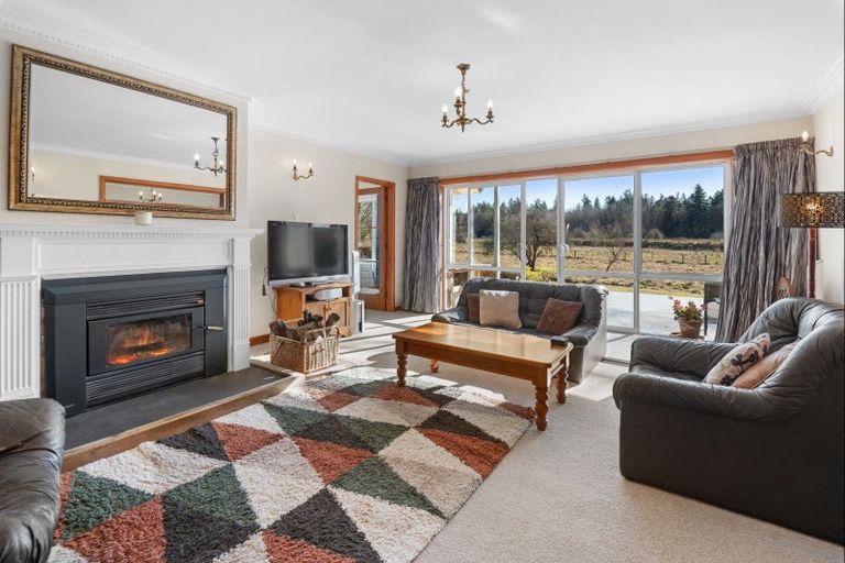 Photo of property in 2072 Homebush Road, Coalgate, Darfield, 7571