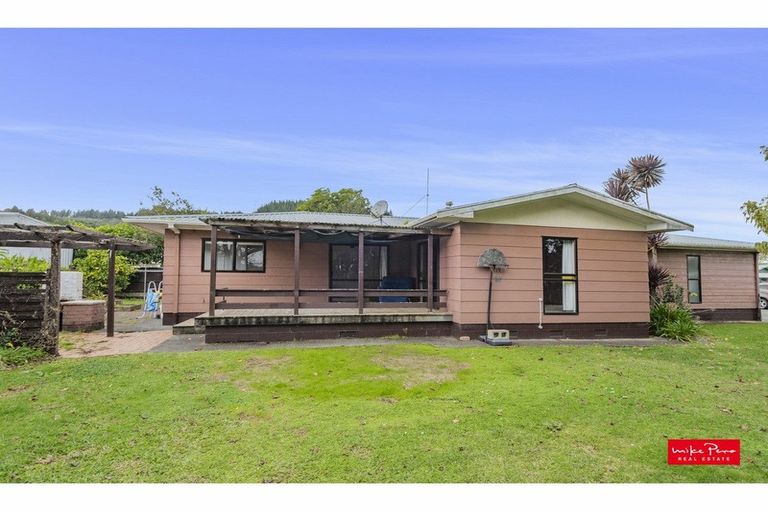 Photo of property in 1 Clark Street, Hikurangi, 0114
