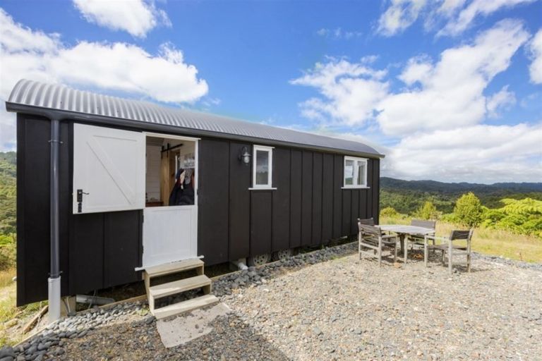 Photo of property in 357c Govan Wilson Road, Whangaripo, Warkworth, 0985