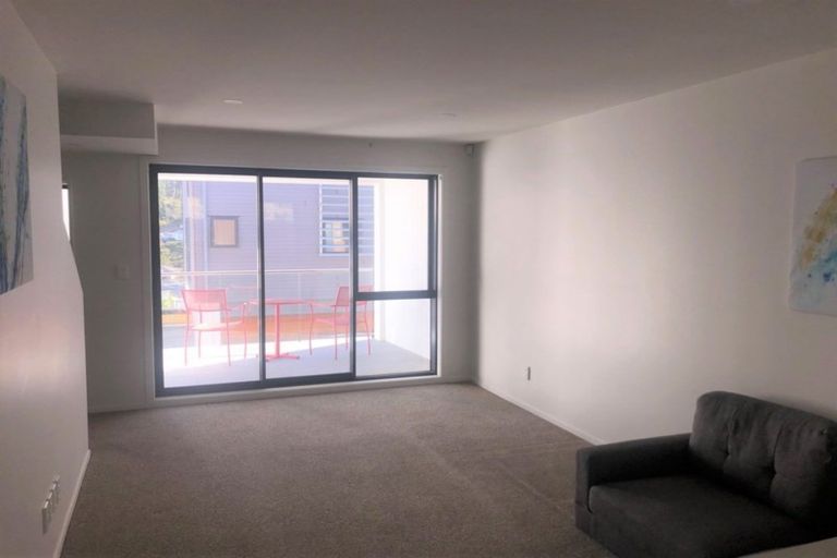 Photo of property in 26 Akeake Lane, Manurewa, Auckland, 2102