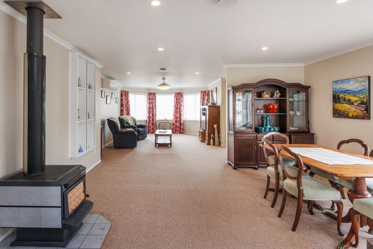 Photo of property in 4 Macmillan Place, Feilding, 4702