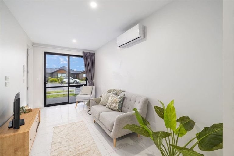 Photo of property in 32 Bill Harvey Drive, Halswell, Christchurch, 8025