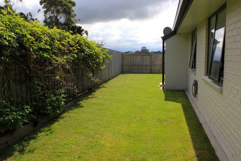 Photo of property in 18 Charlotte Drive, Omokoroa, 3114