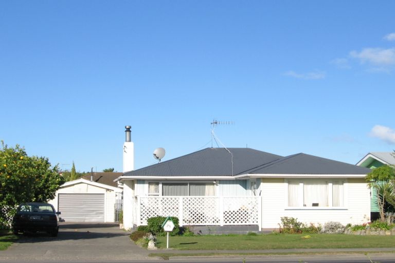 Photo of property in 75 Taradale Road, Onekawa, Napier, 4110