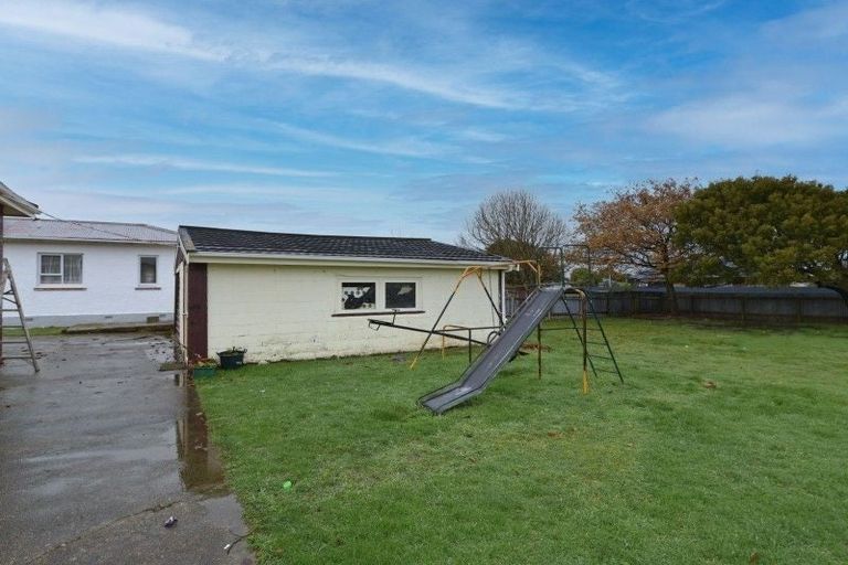 Photo of property in 73 Jenkin Street, Strathern, Invercargill, 9812