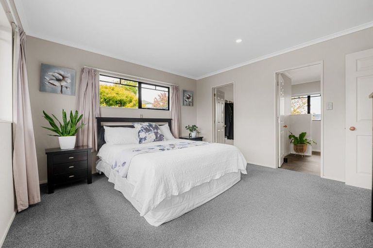 Photo of property in 39 Greenfield Drive, Western Heights, Hamilton, 3200