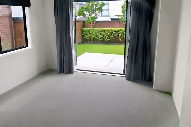 Photo of property in 7 Station Street, Hobsonville, Auckland, 0616