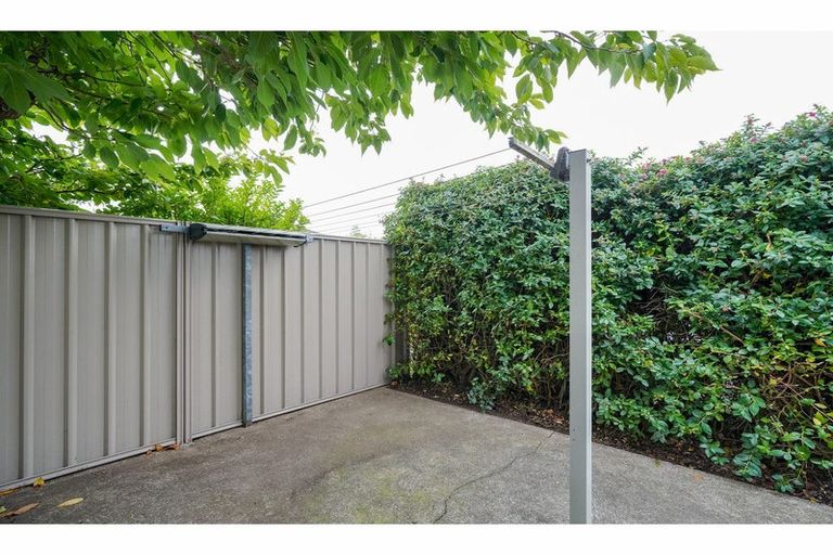 Photo of property in 19 Joseph Street, Waverley, Invercargill, 9810