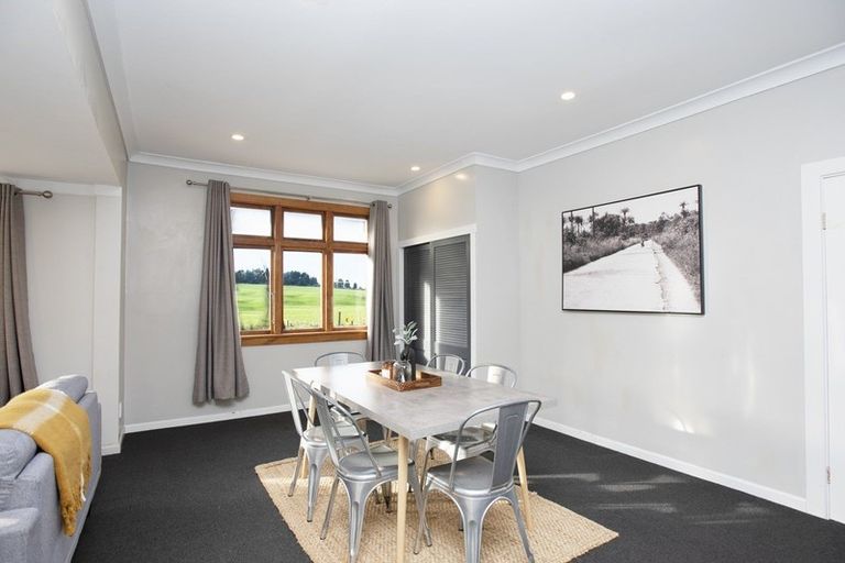 Photo of property in 5 Harbour Endowment Road, South Hillend, Winton, 9783