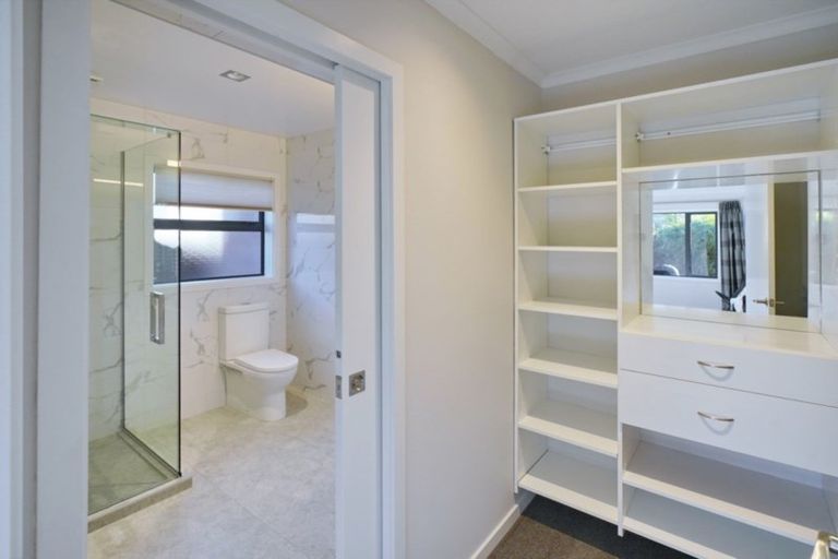 Photo of property in 46 Foresters Crescent, Parklands, Christchurch, 8083