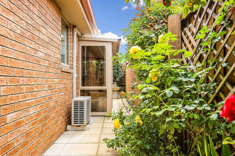 Photo of property in 3/3 Staveley Street, Avonhead, Christchurch, 8042